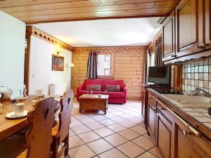 Charmant appartement 3 pièces avec balcon et parking - FR-1-344-741