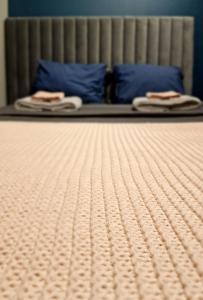 Royal Diamond Apartment @ Central Station