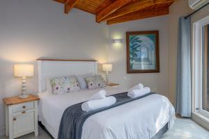 San Lameer Villa 3104 - 3 Bedroom Superior - 6 pax - San Lameer Rental Agency