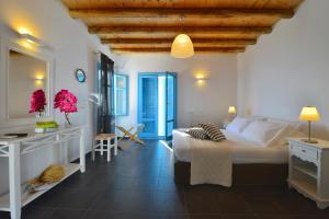 Superior Double Room with Sea View room in Miramare Hotel