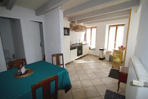 Le Bourdon bleu à Celles en Bassigny