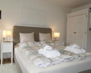 Grüne Wiese - Gäste-Minibungalow in der Edermühle