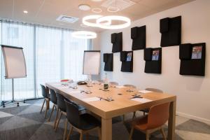 Hotels Holiday Inn Express - Paris - CDG Airport, an IHG Hotel : photos des chambres