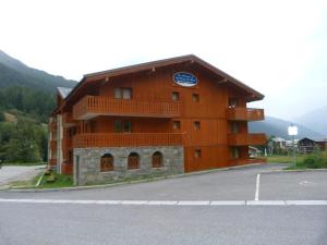 Appartements Appartement cosy 6 personnes proche des pistes a Val Cenis avec balcon, WiFi et parking sous-sol - FR-1-508-214 : Appartement (6 Adultes)
