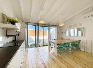 Fridays Flats Casa Aquamarine