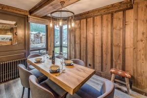 Appart'hotels HOTEL LE VAL D'ISERE : Appartement 2 Chambres Chevril - 4 Adultes