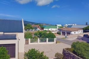 Ocean House Holiday Accommodation