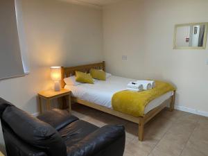 Hollybush Guest House