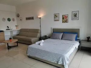 Eko Studio@EVO SOHO BANGI with NETFLIX & WIFI - Kampong Sungai Ramal Dalam