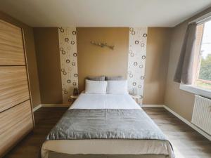 Appartements GESTLOC Appartement meuble T2 Guilherand Granges-Ardeche : photos des chambres