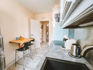 Appartements GESTLOC Appartement meuble T2 Guilherand Granges-Ardeche : photos des chambres