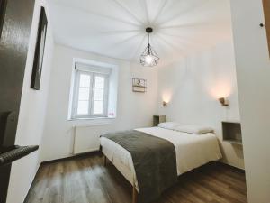 Appartements GEST-LOC LOCATION MEUBLEE T3 Le DromArdechois - TOURNON SUR RHONE - ARDECHE : photos des chambres