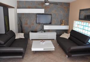 Villa with private pool - near golf