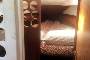 Bateaux-hotels Voilier - Chez Romain & Anais : photos des chambres