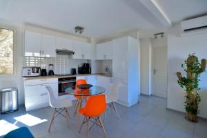 Appartements Beau 2P, tres equipe, localisation parfaite/AC : photos des chambres