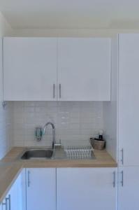 Appartements Beau 2P, tres equipe, localisation parfaite/AC : photos des chambres