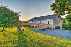 Deck and Game Room Home in Pennsylvania Countryside