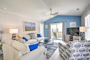 Updated Myrtle Beach Cottage with Shared Pool! - Vaught