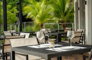 Charming Zen-style Beach apartment at Punta Caelo