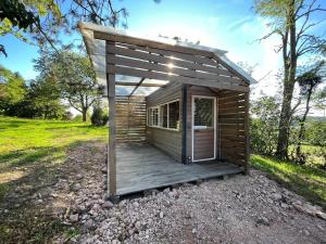 B&B / Chambres d'hotes La Cabane Du Champ Du Possible : Chambre Double avec Terrasse