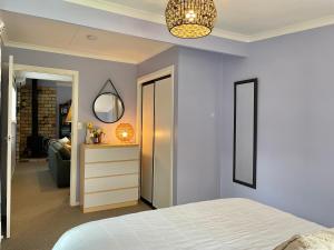 Pukeko Cottage - Pohara Holiday Home