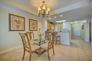 1 Mi to Disney Condo with Water-View Balcony!