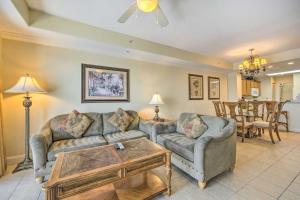 1 Mi to Disney Condo with Water-View Balcony!