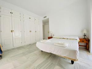 Villa palacio Playa y piscina Grupo AC Gestion