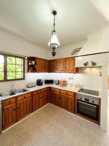 Sunshine Villa with Heated Pool