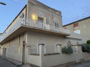 Casa Maira