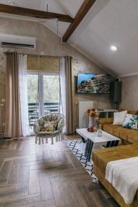 Sunrise Riverside House