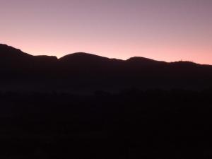 Vila Sincorá - Chalé para 4 pessoas com cozinha a 2 km da portaria da Cachoeira do Buracão
