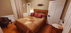 Double Room with Private Bathroom room in The FarmHouse Inn Guest House