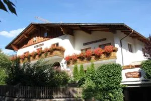 Aparthotel Garni Haus Hubertus - Planol