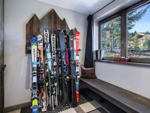 Appartement spacieux proche des pistes à Courchevel - FR-1-564-89