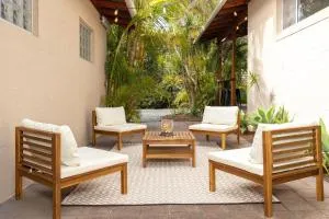 Outrigger at Boomerang Beach - Tiona