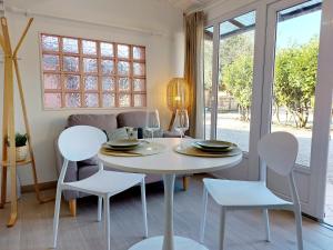 Appartements Ravissant T2 terrasse privative et parking : photos des chambres