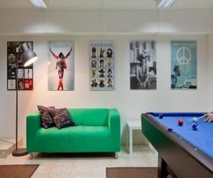Hostel Bureau 
