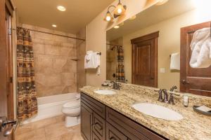 Alders by Summit County Mountain Retreats