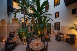 Quartier Bab Doukkala Derb Arset Aouzel n°72 
 Marrakech, 40000, Morocco.