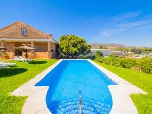 Cubo's Villa Plumaria de Alhaurin - Estación