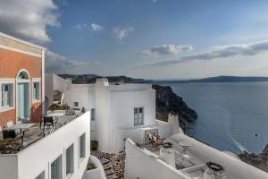 Aigialos Luxury Traditional Settlement Santorini Greece