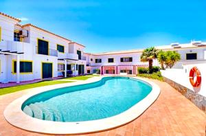 Casadaluz 18 - 4-star hotels in Luz