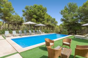 VILLA ES PINS, POOL, AC, BBQ, Mallorca