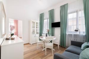 Easy Rent Apartments - Old Town