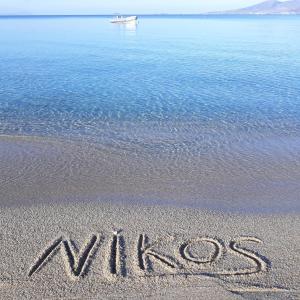 Nikos Apartments and Studios