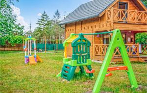 Gorgeous Home In Mrzezyno With Wifi