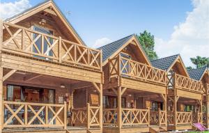 Gorgeous Home In Mrzezyno With Wifi