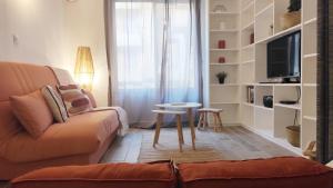 Appartements Bastia F1 type loft plein centre, calme, clim, refait a neuf et a 200m du port : photos des chambres