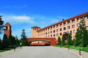 Fruit Park Fujiya Hotel